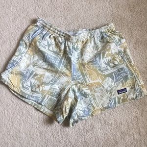 Patagonia Baggies Short 5” tropical print small